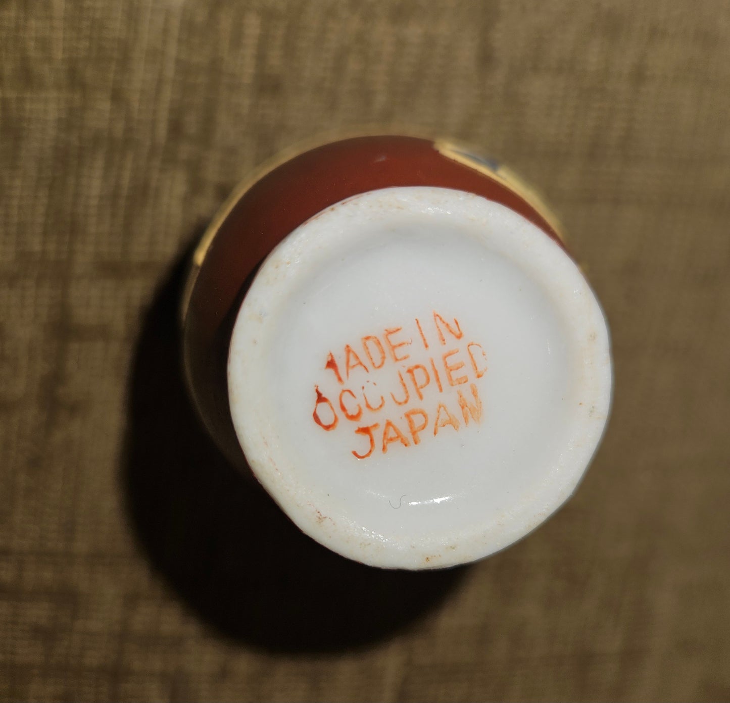 TINY JAPANESE IMMORTAL VASE