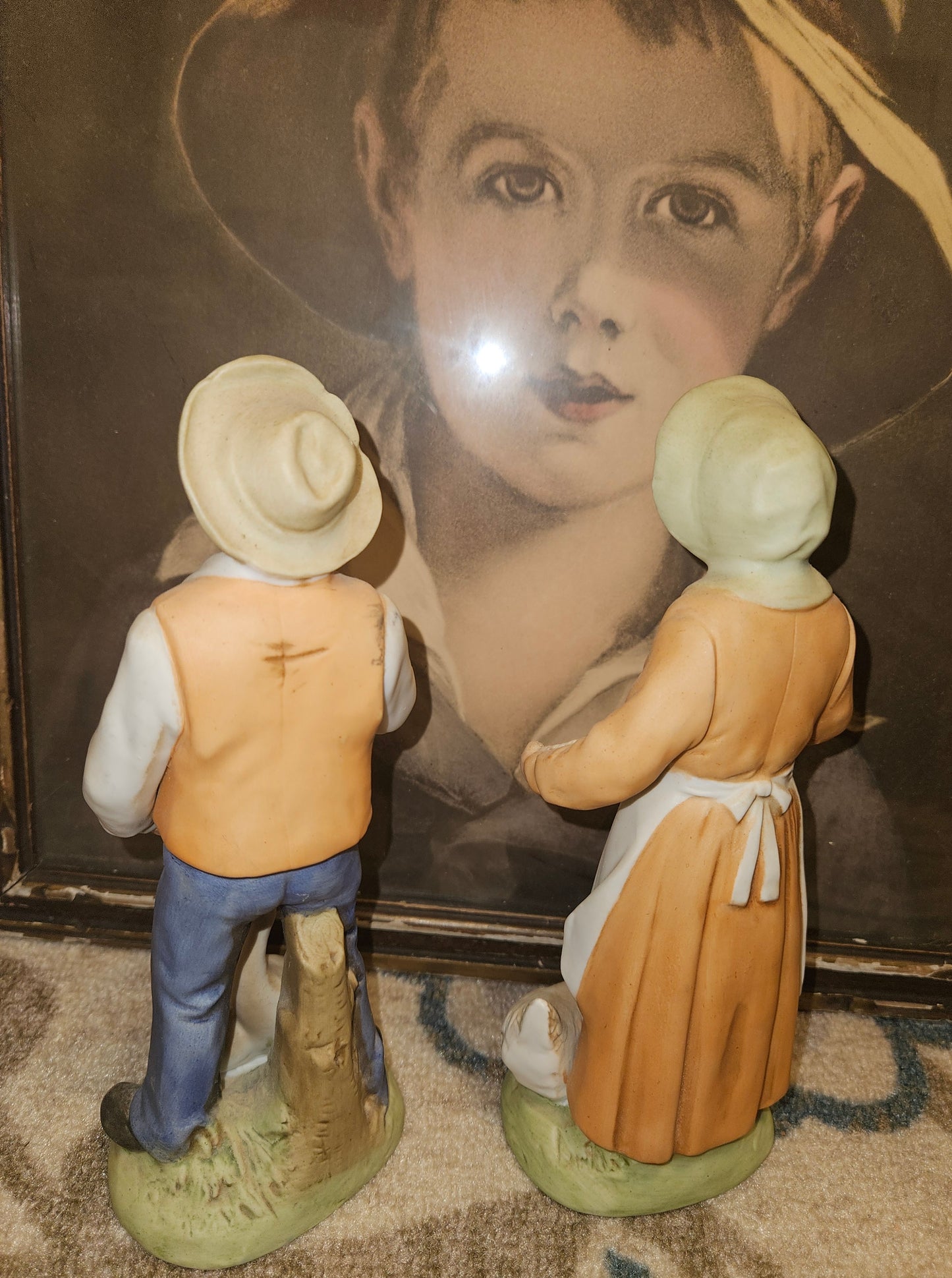 VINTAGE FARMER COUPLE FIGURINES