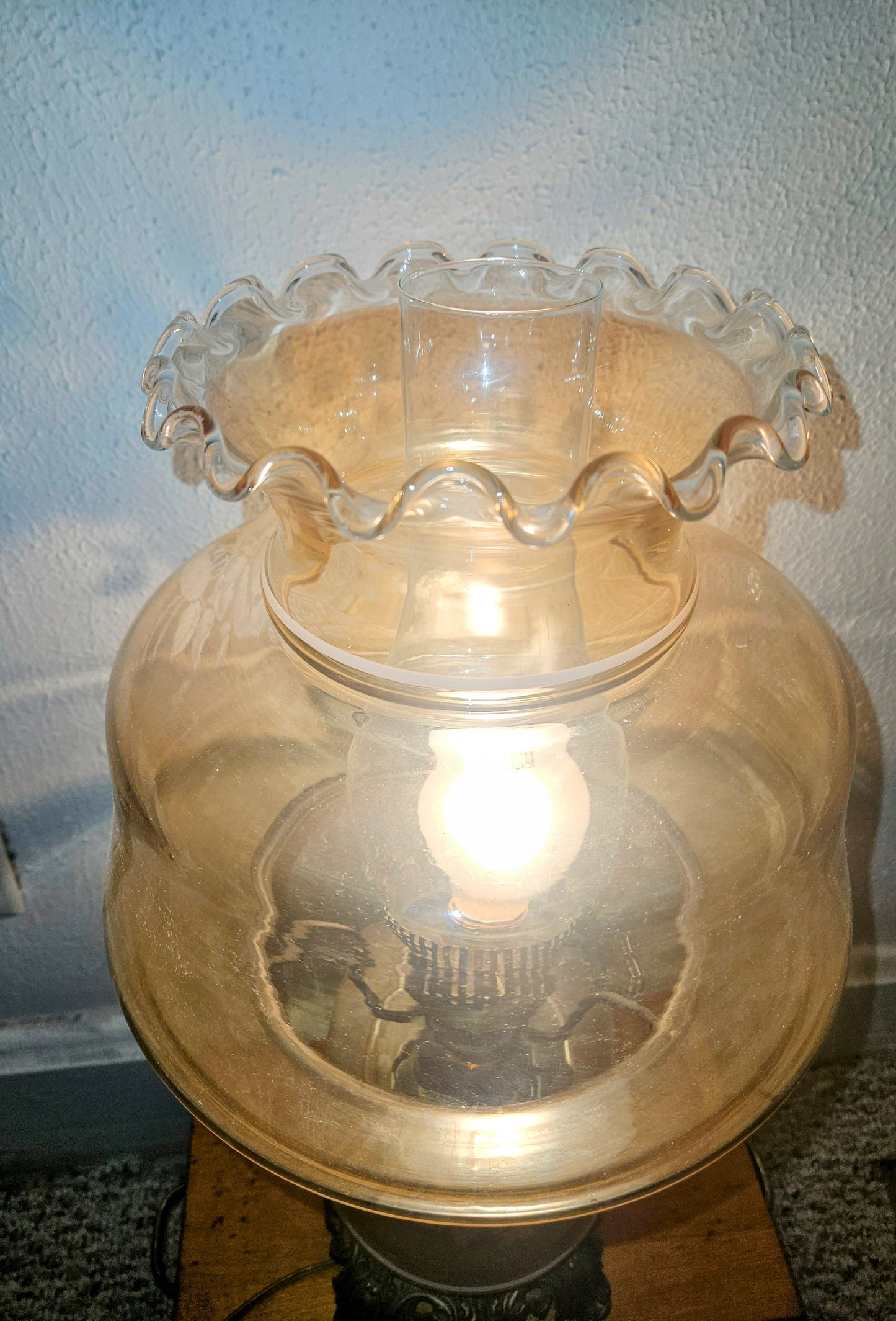 VINTAGE HURRICANE GONE WITH THE WIND LAMP