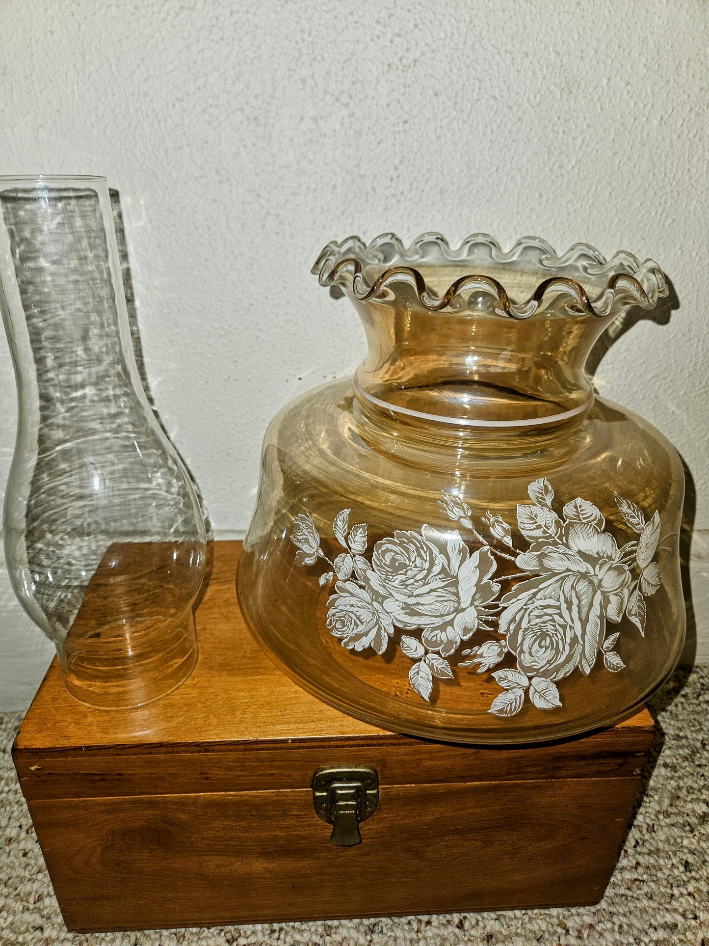 VINTAGE HURRICANE GONE WITH THE WIND LAMP