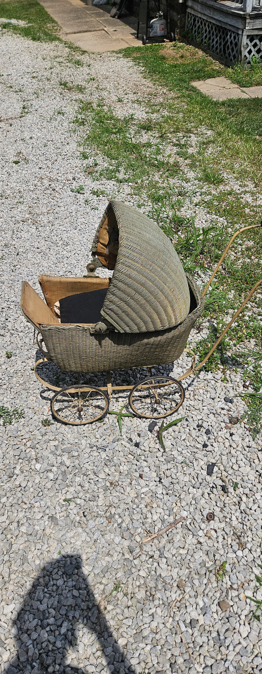 Antique Lloyd Loom Baby Carriage