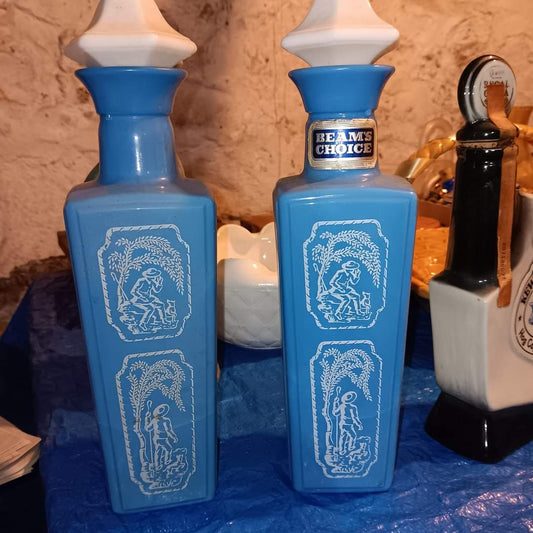 VINTAGE 1965 JIM BEAM DECANTER SET