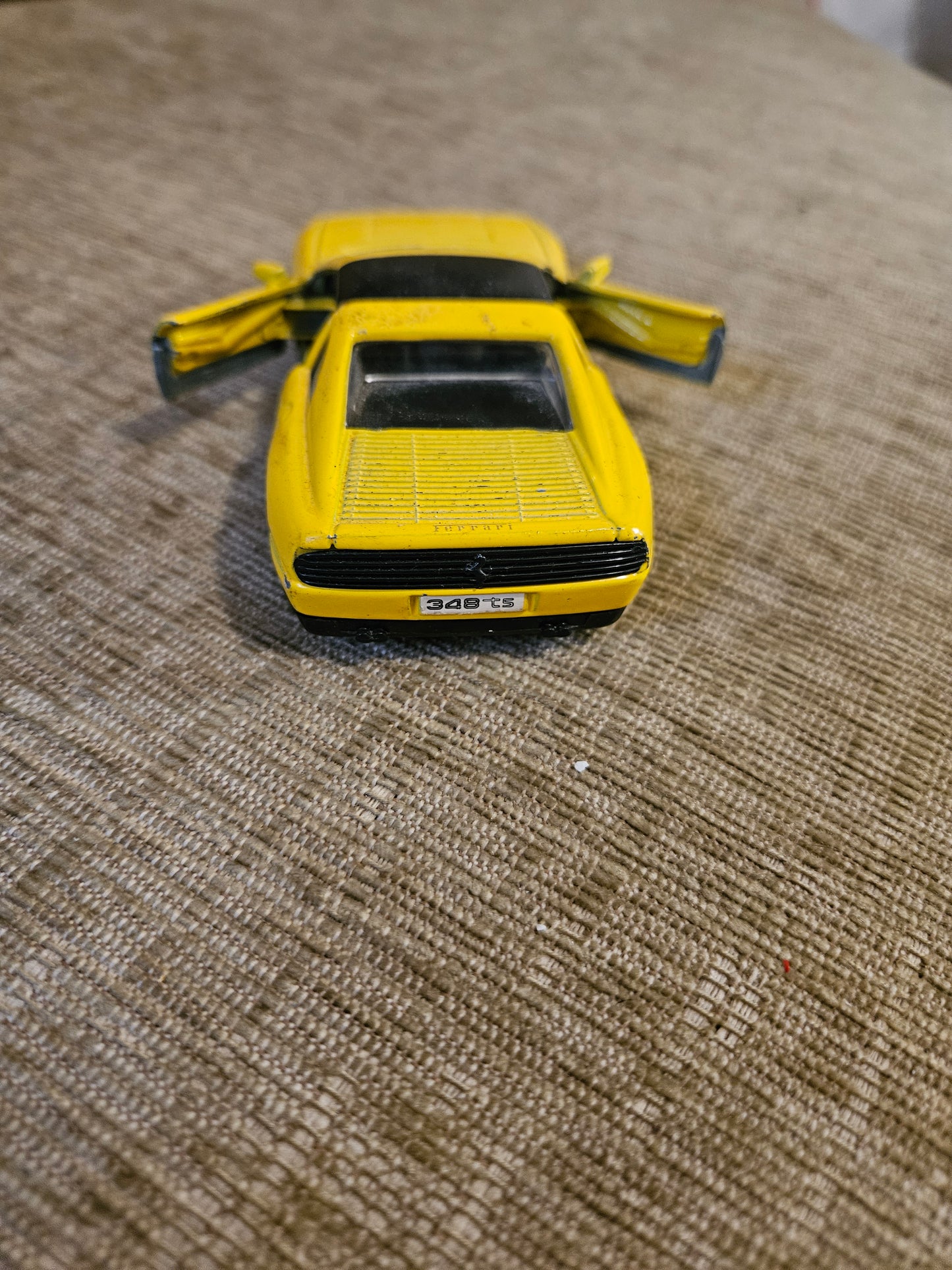 MAISTO FERRARI 348 TS  1:38 Scale Yellow Diecast toy Car