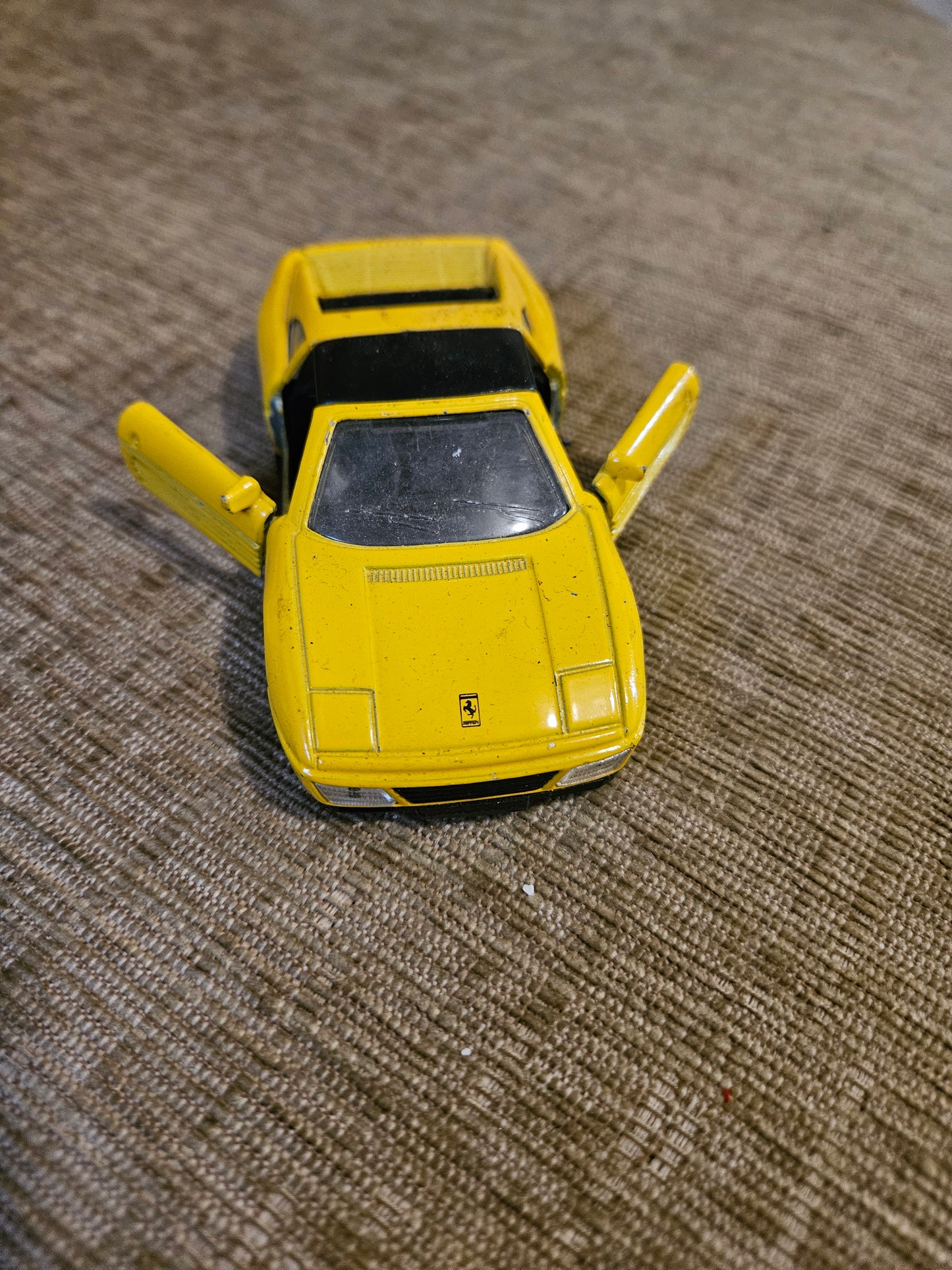 MAISTO FERRARI 348 TS  1:38 Scale Yellow Diecast toy Car